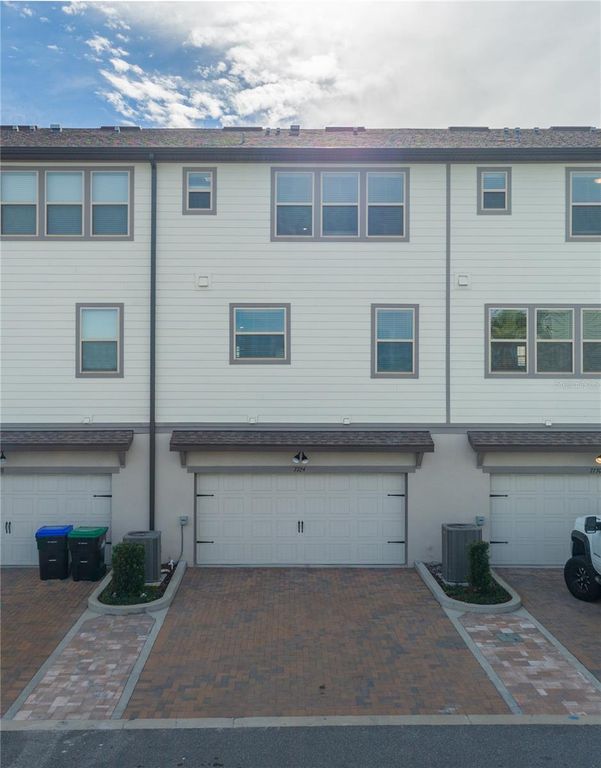 Image 29 of property listing at 7724 SWEET STAR AVENUE, Orlando, FL 32836