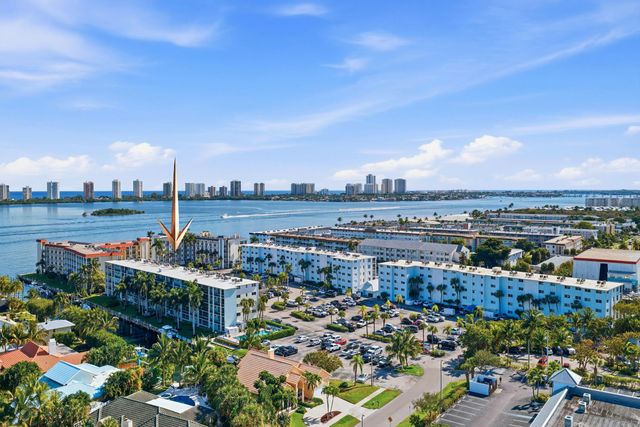 100 Paradise Harbour Boulevard 203, North Palm Beach, FL 33408