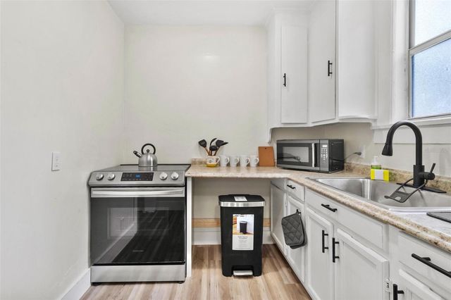 1735 YALE STREET S, St Petersburg, FL 33712