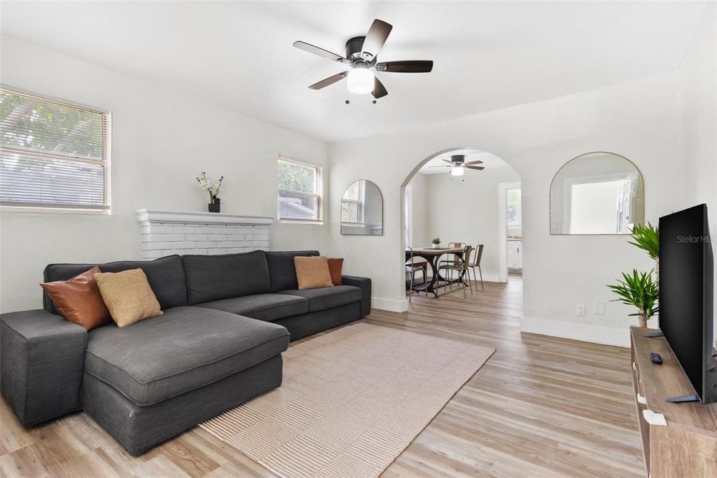 1735 YALE STREET S, St Petersburg, FL 33712