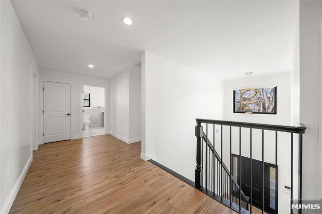 129 Rivervale Road, River Vale, NJ 07675