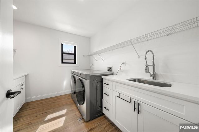 129 Rivervale Road, River Vale, NJ 07675