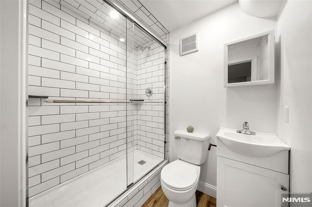 129 Rivervale Road, River Vale, NJ 07675