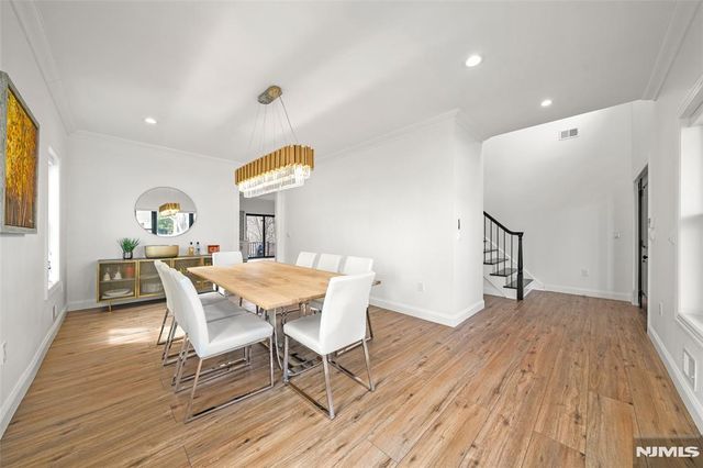 129 Rivervale Road, River Vale, NJ 07675