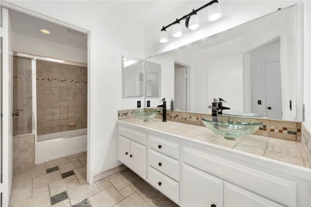 3210 Darby Street 102, Simi Valley, CA 93063