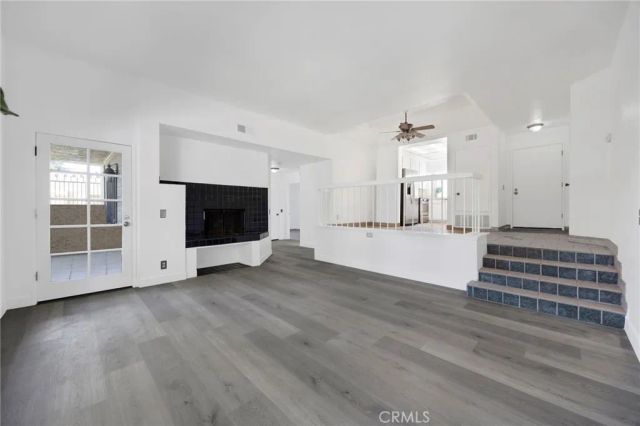 3210 Darby Street 102, Simi Valley, CA 93063