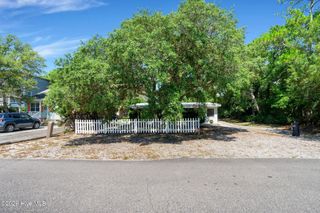 147 NW 10th Street, Oak Island, NC 28465
