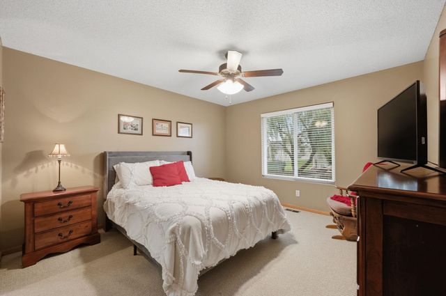 10701 W Lamp Cir, Wichita, KS 67215