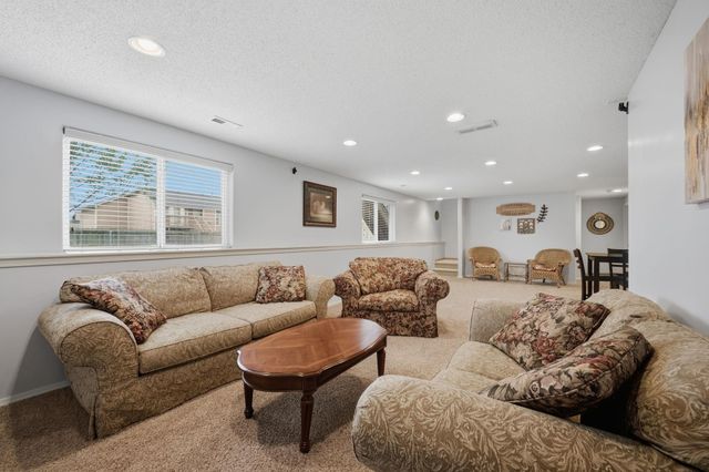 10701 W Lamp Cir, Wichita, KS 67215