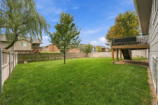 10701 W Lamp Cir, Wichita, KS 67215