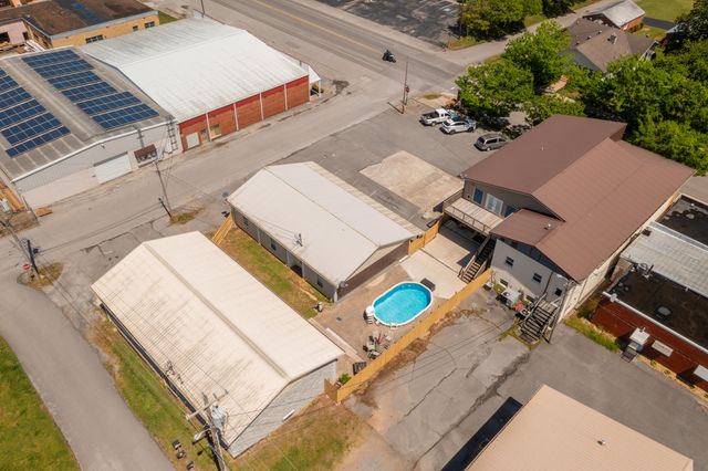 3251 Main Street, Pikeville, TN 37367