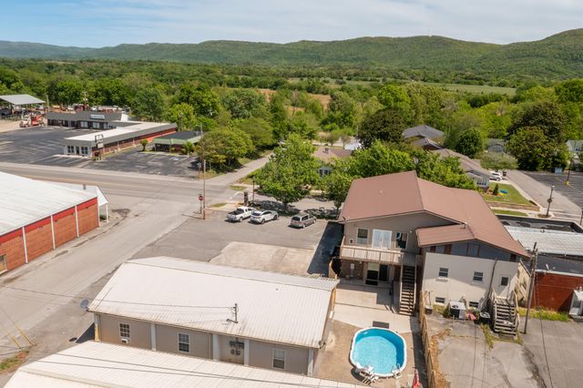 3251 Main Street, Pikeville, TN 37367