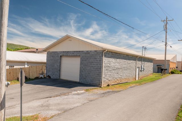 3251 Main Street, Pikeville, TN 37367