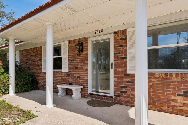 7424 Little Creek Circle, Panama City, FL 32409
