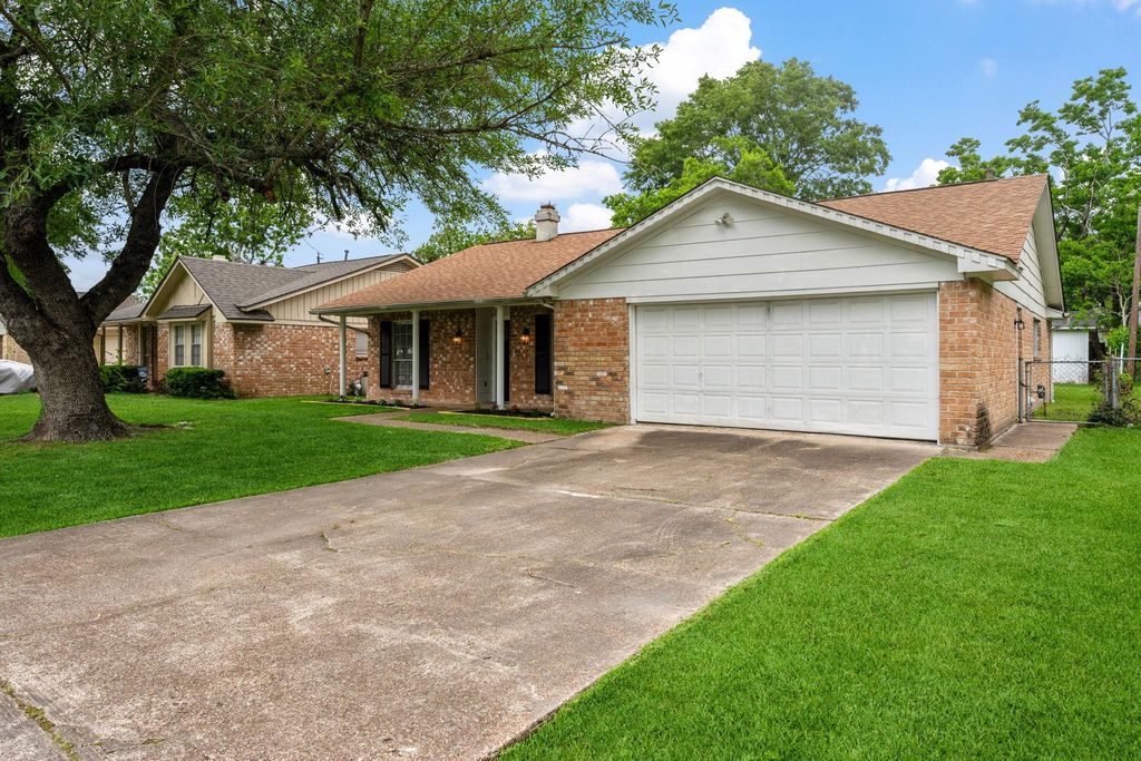 1207 Mcdugald Road, Humble, TX 77338