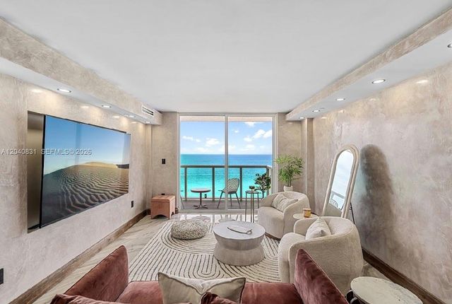 2457 Collins Ave 1603, Miami Beach, FL 33140