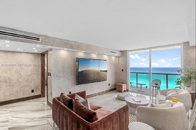 2457 Collins Ave 1603, Miami Beach, FL 33140