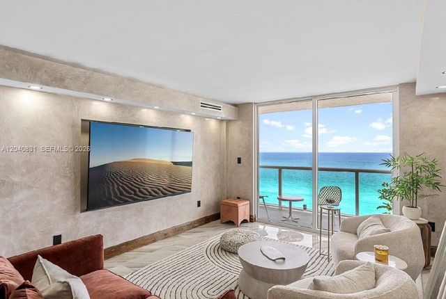 2457 Collins Ave 1603, Miami Beach, FL 33140