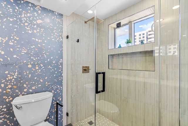 2457 Collins Ave 1603, Miami Beach, FL 33140