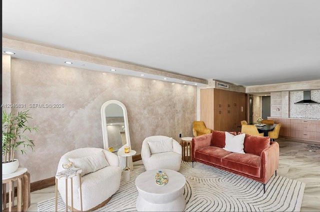 2457 Collins Ave 1603, Miami Beach, FL 33140