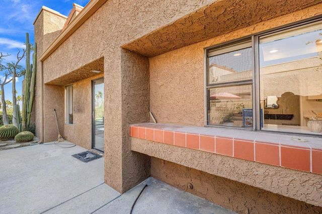 73148 Carrizo Circle, Palm Desert, CA 92260