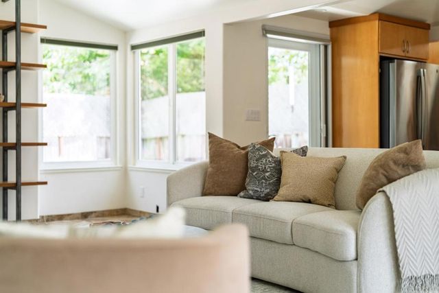 250 Segre Place, Santa Cruz, CA 95060