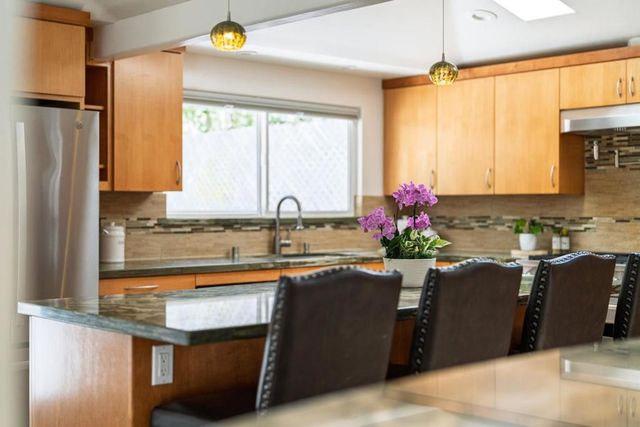 250 Segre Place, Santa Cruz, CA 95060