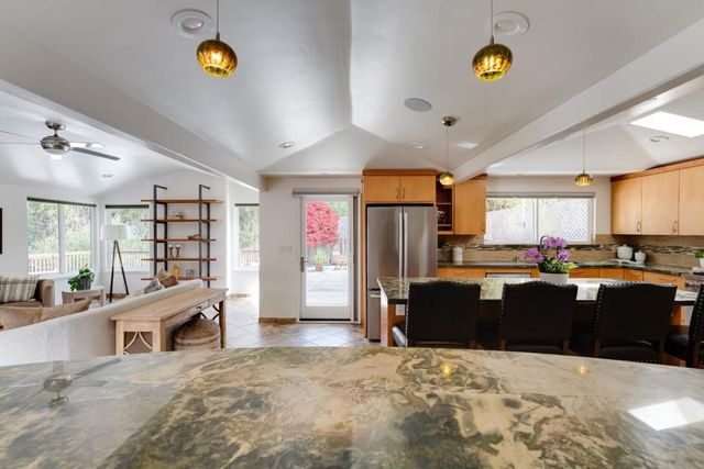 250 Segre Place, Santa Cruz, CA 95060