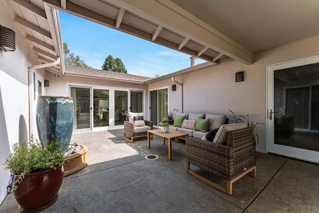 250 Segre Place, Santa Cruz, CA 95060