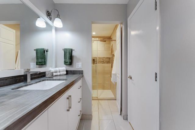 250 Segre Place, Santa Cruz, CA 95060