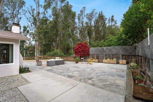 250 Segre Place, Santa Cruz, CA 95060
