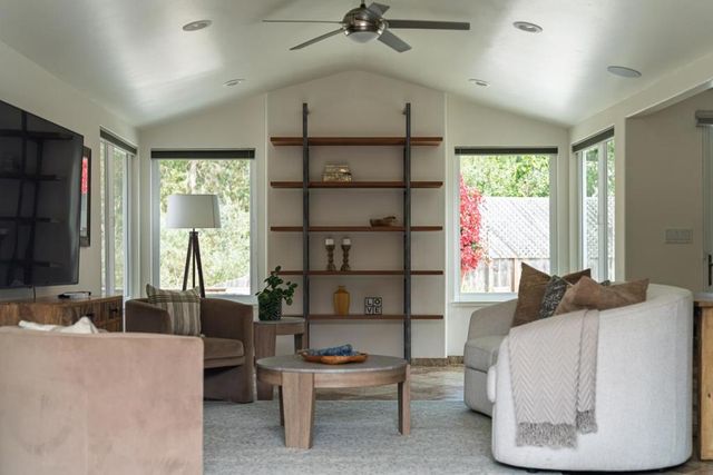 250 Segre Place, Santa Cruz, CA 95060