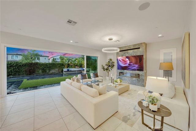 141 Evergreen Way, Lake Forest, CA 92630