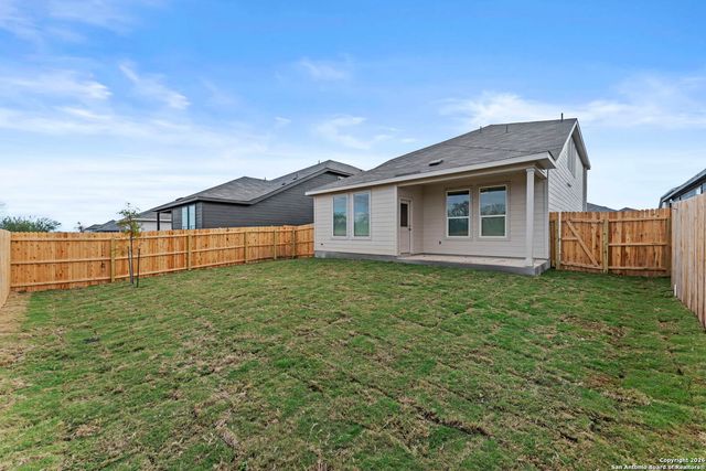 6611 Titan Park, Converse, TX 78109
