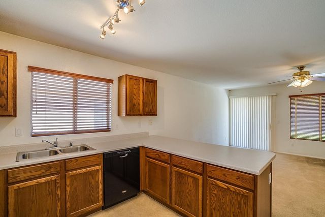 40219 N Cassara Drive, San Tan Valley, AZ 85140