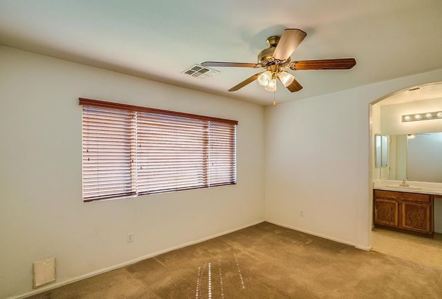 40219 N Cassara Drive, San Tan Valley, AZ 85140