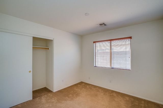 40219 N Cassara Drive, San Tan Valley, AZ 85140