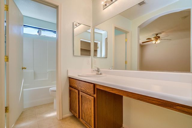 40219 N Cassara Drive, San Tan Valley, AZ 85140