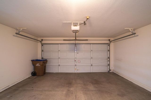 40219 N Cassara Drive, San Tan Valley, AZ 85140