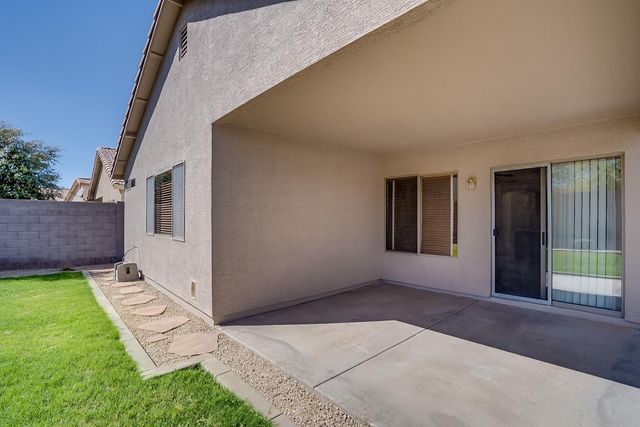 40219 N Cassara Drive, San Tan Valley, AZ 85140