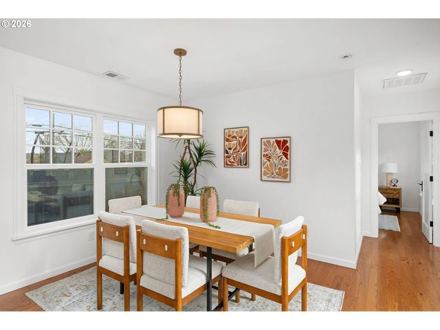 4542 Ne 27TH Ave, Portland, OR 97211