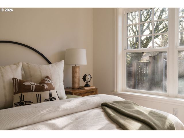 4542 Ne 27TH Ave, Portland, OR 97211