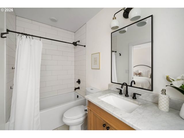 4542 Ne 27TH Ave, Portland, OR 97211