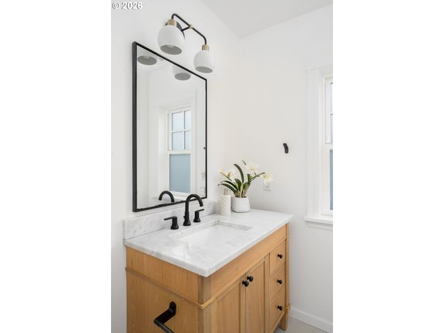 4542 Ne 27TH Ave, Portland, OR 97211