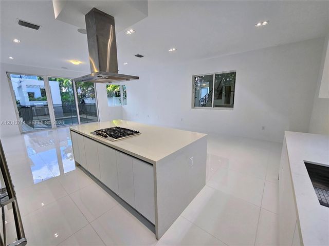 10289 NW 75th Terrace 10289, Doral, FL 33178