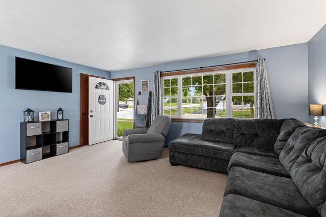 661 FERN STREET, Kaukauna, WI 54130
