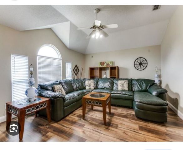 2306 Edinburgh Way, Garland, TX 75040