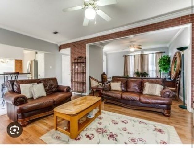 2306 Edinburgh Way, Garland, TX 75040