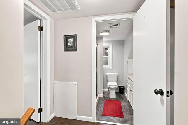 821 RIDGE AVE, Columbia, PA 17512