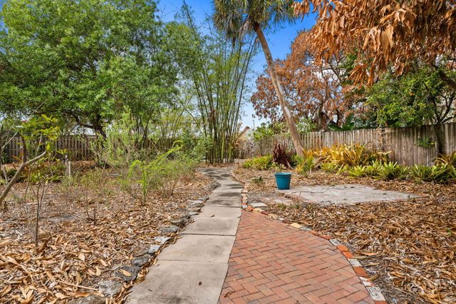 419 N 2nd Street, Fort Pierce, FL 34950